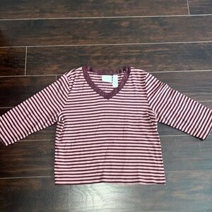 First Issue long sleeved sweater top - size XL